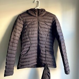 Lululemon Black Pack It Down Jacket (Size 6)